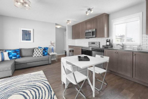 Grey Havens Laneway home with AC and garage near WEM